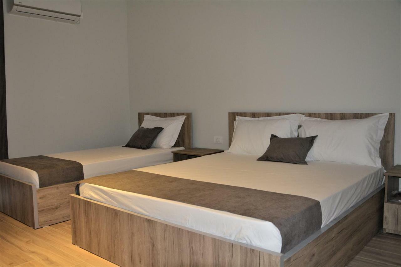 Hotel Vila Nino Berat Eksteriør bilde