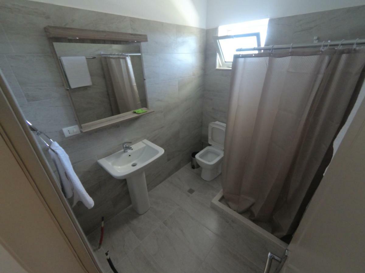 Hotel Vila Nino Berat Eksteriør bilde