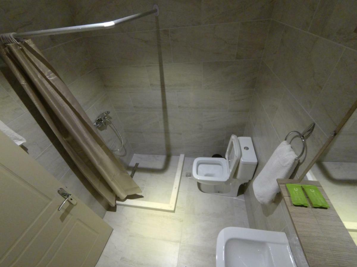 Hotel Vila Nino Berat Eksteriør bilde